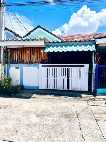 ขายทาวน์เฮ้าส์ ธนวรรณทาวน์ ขนาด 18.7 ตร.วา ชั้น1