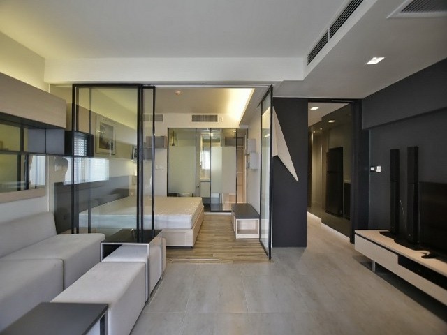 ขายคอนโดเซอร์เคิล เอส สุขุมวิท 12 ขนาด 42.19 ตร.ม. พร้อมผู้เช่า