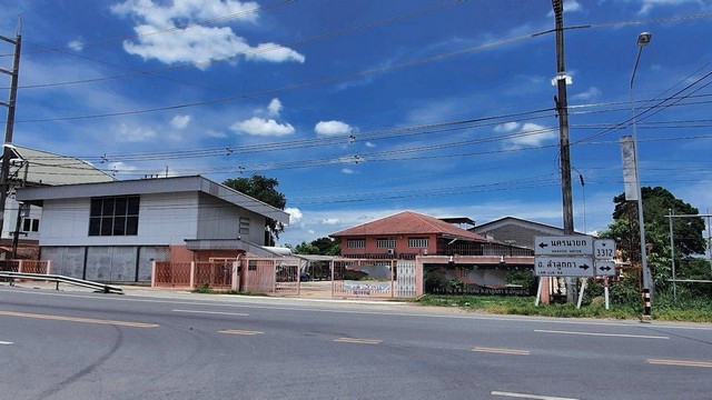 ให้เช่าโกดังพื้นที่ 2160 ตรม ถนนลำลูกกา ปทุมธานี(คลอง14)
