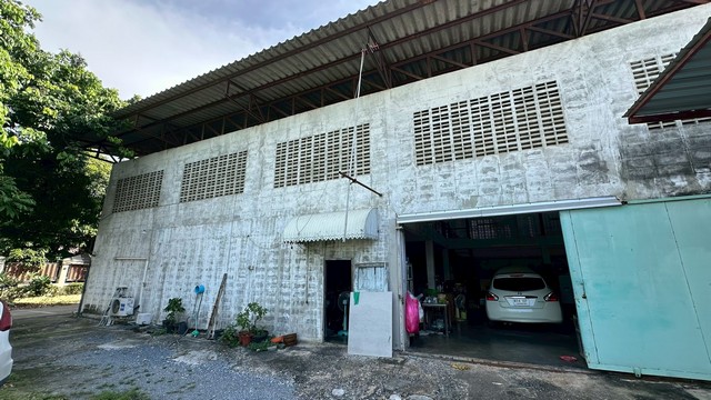 ให้เช่าโกดังขนาด 600 ตารางเมตร ย่านพระประแดง ใกล้เทศบาลตำบลสำโรงใ