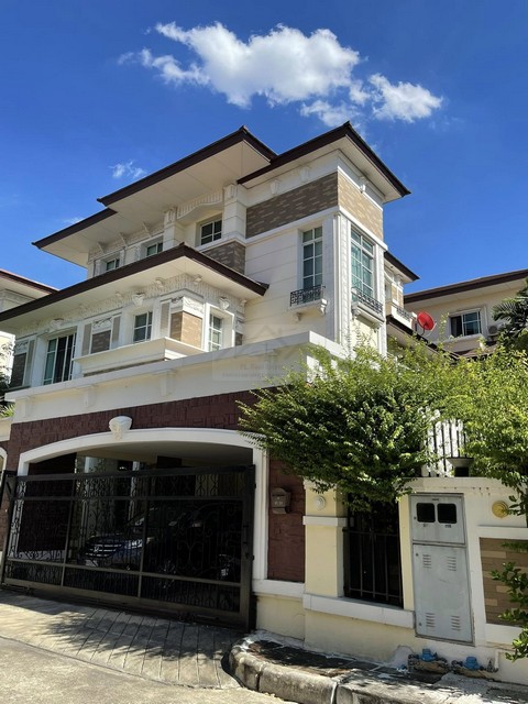 ขายบ้านเดี่ยว 3 ชั้น บ้านกลางกรุง เดอะนีซ รัชวิภา ใกล้ตลาดบองมาร์