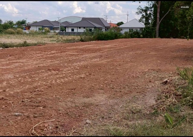 ขายที่ดินเปล่า ถมแล้ว เนื้อที่ 200 ตร.ว.