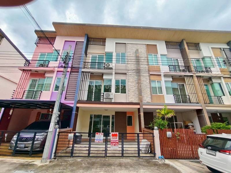 หมู่บ้านกัสโต้แกรนต์ รามคำแหง 159 แยกมีสทีน