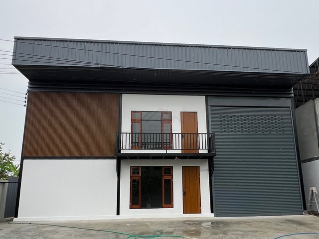 ให้เช่าโกดังพร้อมออฟฟิศ 2 ชั้น 332 ตรม เลียบคลองสี่ หลังตลาด ACลำ