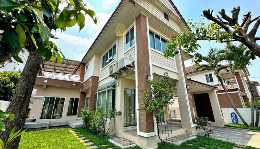 ให้เช่าบ้านเดี่ยว หมู่บ้านสัมมากร รามคำแหง 112 เดินทางสะดวก