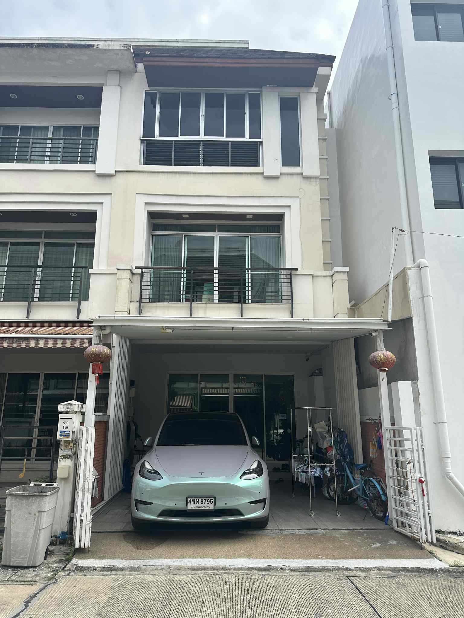 บ้านกลางกรุง เดอะรอยัล เวียนนา รัชวิภา