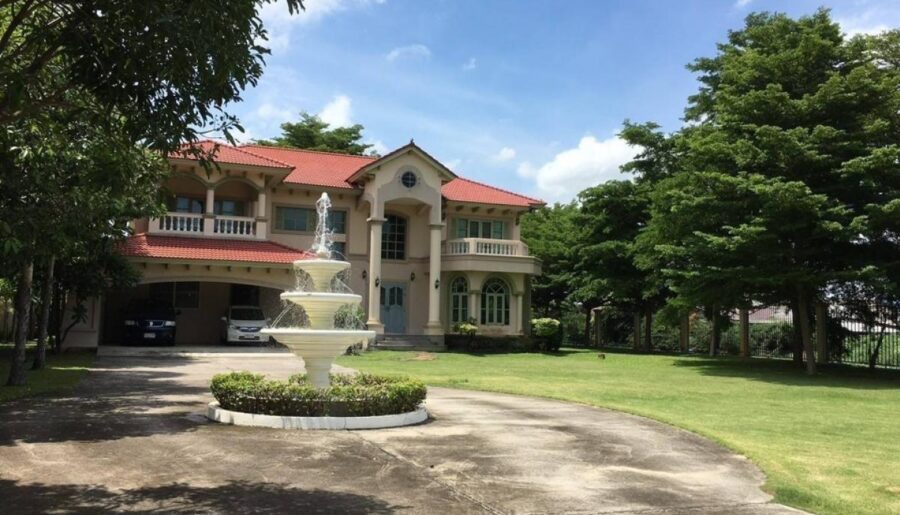 ให้เช่าบ้าน 2ชั้น 2ไร่ 5ห้องนอน 5ห้องน้ำเฟอร์ครบถนนเทพารักษ์ก.ม 1