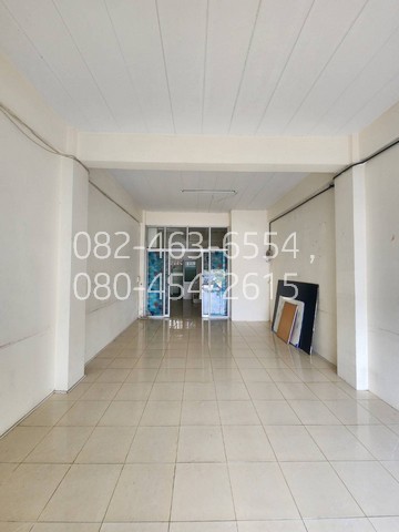 ขาย ตึกแถว 4 ชั้น ถนนโรจนะ ในเมือง อยุธยา ทำเลดี ใกล้เซ็นทรัล อย