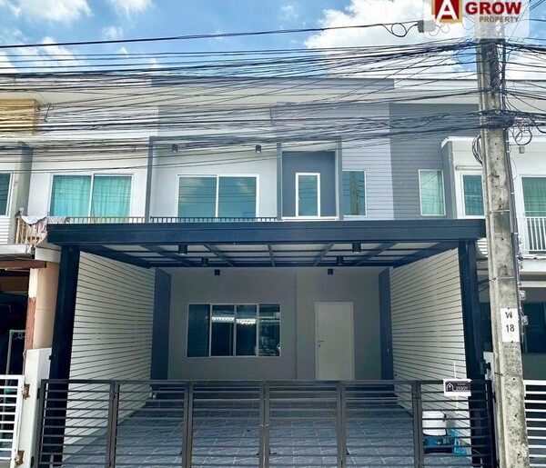 ม. เดอะคอนเนค สุวรรณภูมิ1 ถนนเมน บ้านรีโนเวทใหม่พร้อมเข้าอยู่ได้เ
