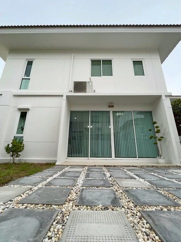 พร้อมเข้ายุ1สิงหาคม2568 บ้านเดี่ยวหลังใหญ่ ปรับปรุงใหม่ หนองมนบา