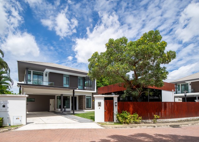 ขายบ้านเดี่ยว 2 ชั้น บิลท์อินทั้งหลัง ม.นันทวัน แจ้งวัฒนะ- ราชพ