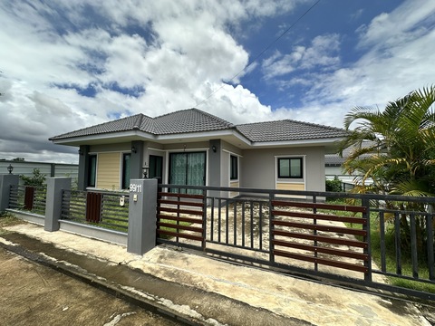 ขายบ้านเดี่ยว 3 ห้องนอน 2 ห้องน้ำ หมู่บ้านอรัญพร เพลส บ้านฝาง ขอน