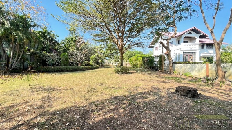 ขายที่ดินเปล่า 242 วา แปลงงาม ใจกลางเมืองเอก รังสิต