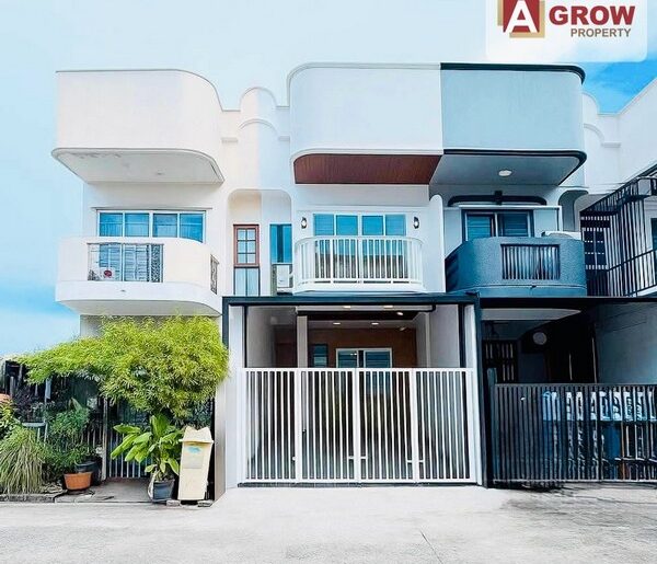 หมู่บ้าน 84 แมนชั่น ลาดพร้าว 84 รีโนเวทใหม่พร้อมอยู่ ทำเลดี