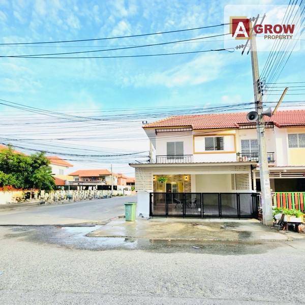 หมู่บ้านชายคลอง ซอยคิงคอง ถนนเมน หัวมุม ค้าขายได้ ตกแต่งครบ พร้อม