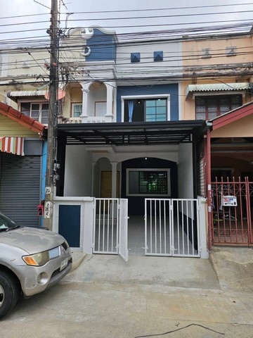 ขาย ทาวน์เฮ้าส์ 2 ชั้น รีโนเวทใหม่ หมู่บ้าน สุภาวัลย์ รามคำแหง 17