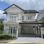 ให้เช่า บ้านสวย รีโนเวทใหม่ เฟอร์ครบ พาร์คเวย์ ชาเล่ต์ รามคำแหง 1