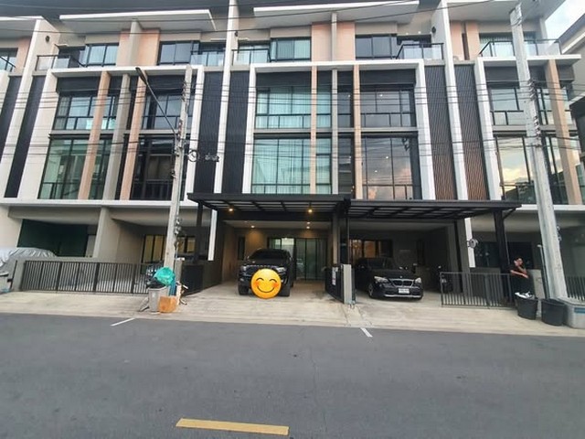 ให้เช่าโฮมออฟฟิศ โครงการพรีเมี่ยมเพลส เกษตร-นวมินทร์ รามอินทรา