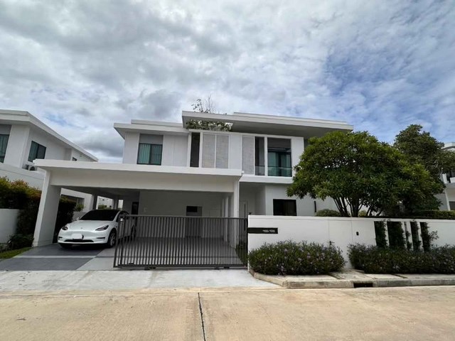 ให้เช่าบ้านเดี่ยว โครงการหรู หมู่บ้านมัณฑนา บางนา กม.15