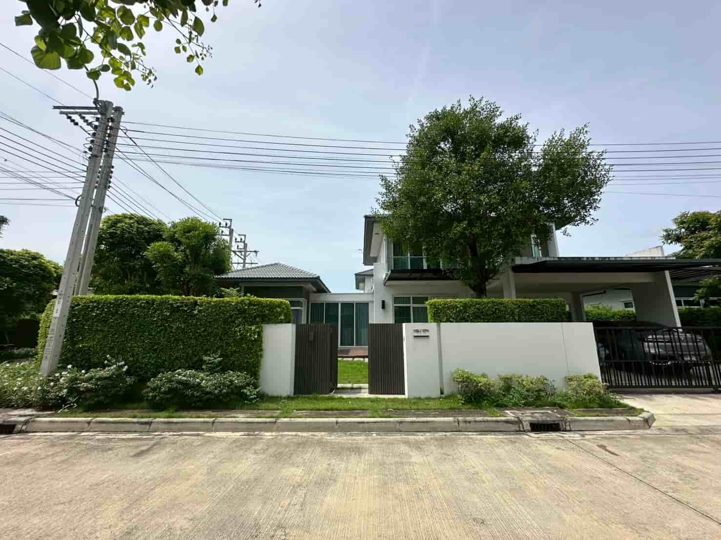 ขายบ้านเดี่ยว หมู่บ้านมัณฑนา วงแหวน–บางบอน บ้านสวย สภาพดี พร้อมเข้าอยู่