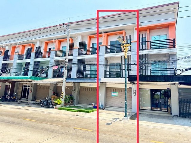 พร้อมเข้าอยู่10กันยายน2568 เช่า อาคารพานิชย์ 3ชั้นบนทำเลทอง