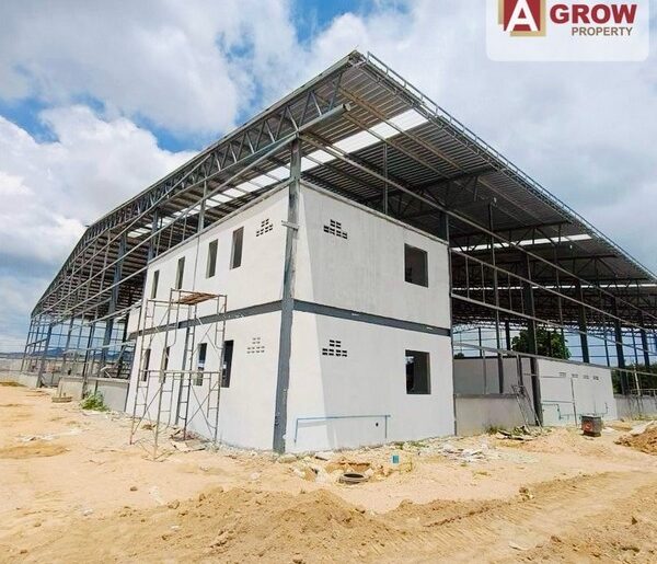 ให้เช่าอาคารโรงงานขนาด 2,700 ตารางเมตร ใกล้ BYD Hisense ระยอง