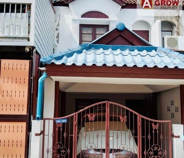 หมู่บ้านนครทอง บางเมือง ทำเลดี ใกล้สิ่งอำนวยความสะดวกมากมาย