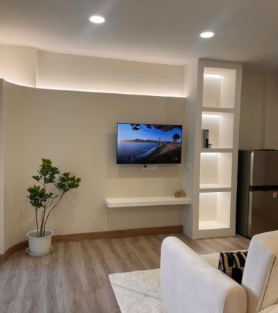 ห้องใหม่ วิวฝั่งถนน คอนโดริมน้ำแมนชั่น เลียบรั้ว มช. ใกล้ประตูไผ่