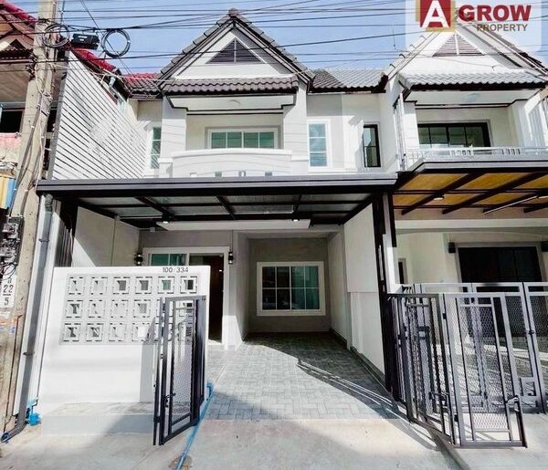 หมู่บ้านสวีทโฮม ถนนบางกรวย-ไทรน้อย ทำเลค้าขาย รีโนเวทใหม่พร้อมอยู