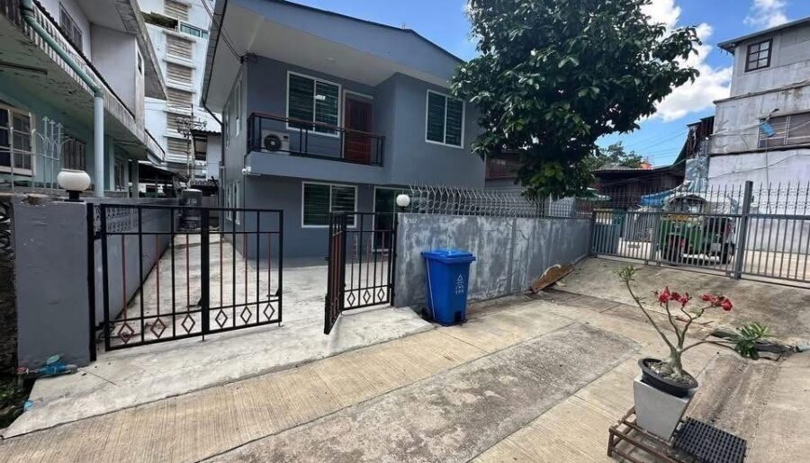 ให้เช่าบ้านเดี่ยว 2 ชั้น เช่า 30,000 บาท 35 ตร.ว.