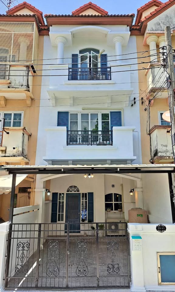 ให้เช่าทาวน์โฮมออฟฟิศ บ้านสรานนท์ เช่า 22,000 บาท