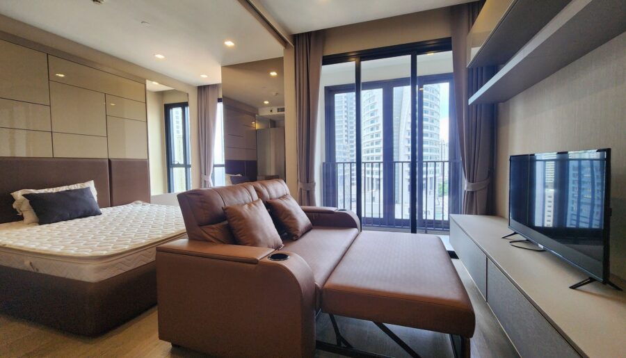 Ashton Asoke 12th floor