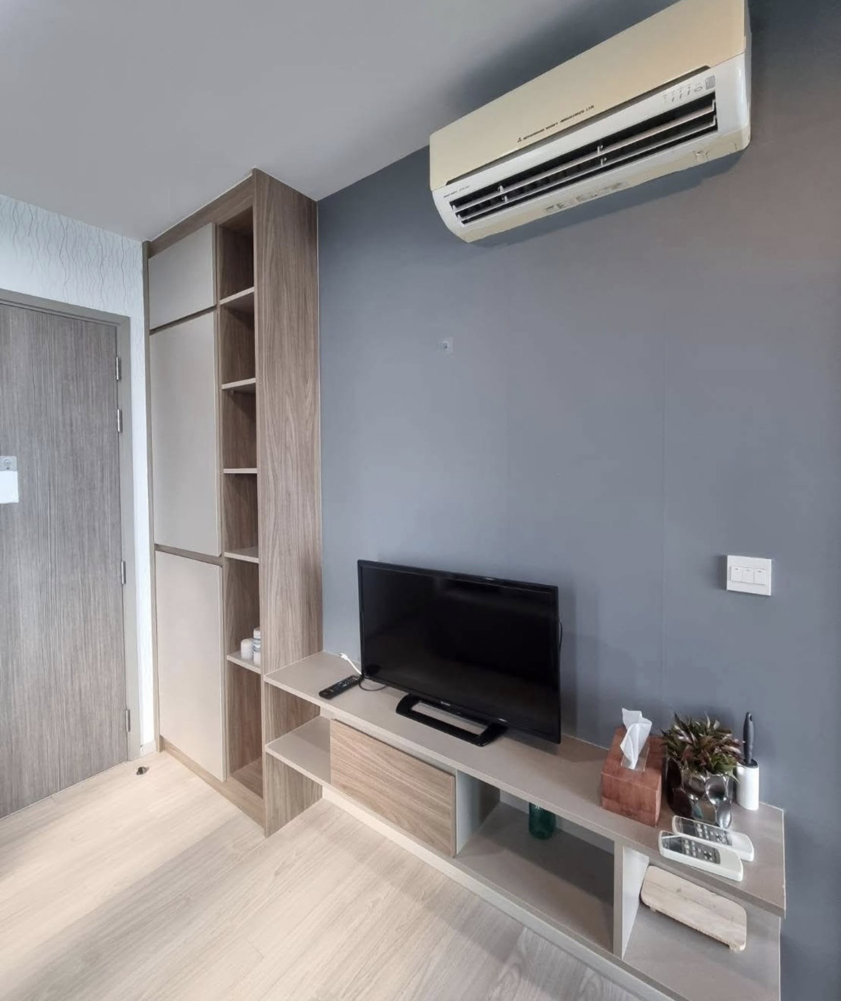 The Galery safe 10th floor