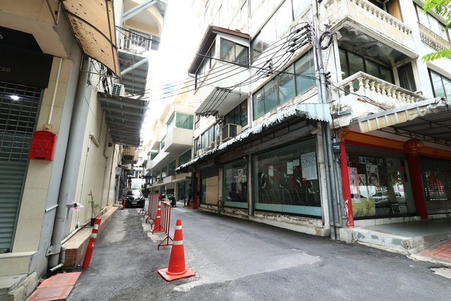 ขายอาคารพาณิชย์ย่านสีลม เนื้อที่ 185 ตรว. ใกล้BTS ช่องนนทรี