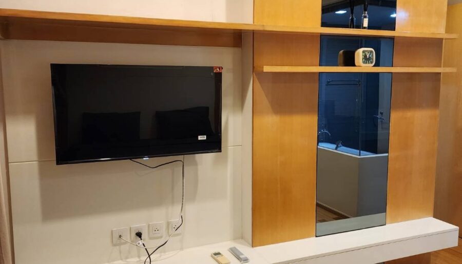 Siri at Sukhumvit spacious