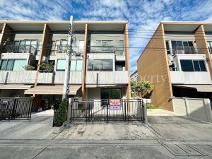 ขาย,ทาวน์โฮม,ขาย ทาวน์โฮม 3 ชั้นหลังริม สภาพใหม่ไม่เคยเข้าอยู่  โครงการ บ้านกลางเมือง สุขุมวิท-อ่อนนุช ,ขาย ทาวน์โฮม 3 ชั้นหลังริม สภาพใหม่ไม่เคยเข้าอยู่  โครงการ บ้านกลางเมือง สุขุมวิท-อ่อนนุช ,โครงการใหม่,สุขุมวิท,บ้านกลางเมือง สุขุมวิท-อ่อนนุช ,โครงการใหม่