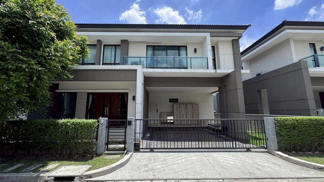 ให้เช่าบ้านเดี่ยว หลังสวย พร้อมอยู่ เดอะซิตี้พระรามเก้า กรุงเทพกร