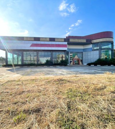 โชว์รูม โกดัง ที่ดิน 3 ไร่ ใกล้เซ็นทรัล 1.5 กม. ถนนใหญ่