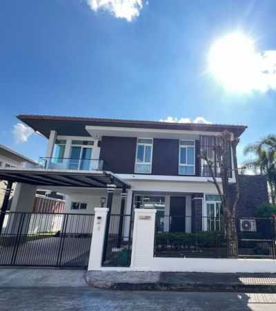 บ้านในโครงการสีวลี เลควิว แปลงมุม พื้นที่เยอะเป็นพิเศษ สวนรอบบ้าน