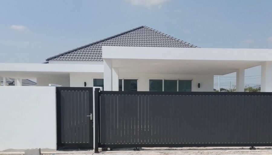 พูลวิลล่าโมเดิร์น 3 ห้องนอน 3.5 ห้องน้ำ สระเกลือส่วนตัว ในหัวหิน ใกล้ Black Mountain และรร.นานาชาติ โทร 0823664757