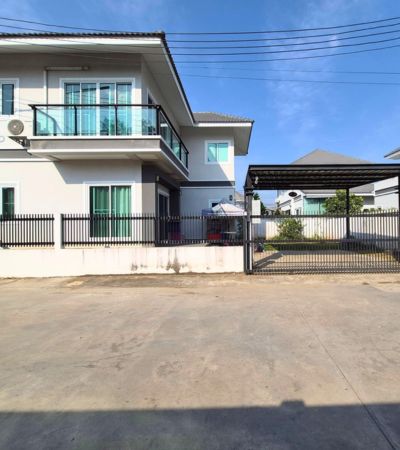 บ้านเดี่ยว (รับสัตว์เลี้ยง) บรรยากาศดี มีสนามหญ้ากว้าง ใกล้ตลาด