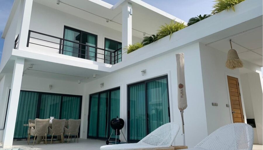 ขายด่วน พูลวิลล่า หัวหิน ประจวบฯ ใกล้ทะเล เดินทางสะดวก 2 ชั้น 3 ห้องนอน ตกแต่งเสร็จเรียบร้อย พร้อมเข้าอยู่ได้ทันที Tel. 0632897879