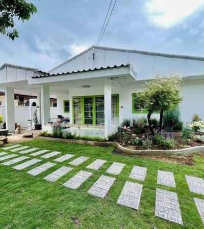 บ้านเดี่ยวในหมู่บ้านศิริวัฒนานิเวศน์ ใกล้สี่แยกหนองหอย พร้อมเข้าอ