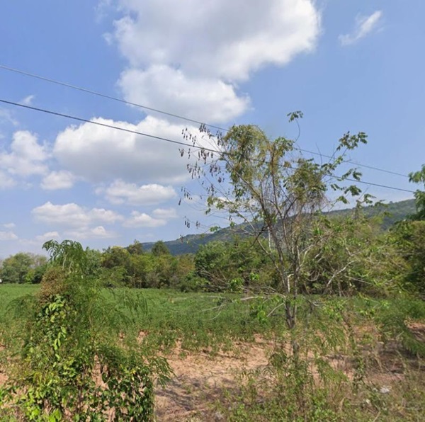 ขายด่วน ที่ดินแปลงใหญ่ 42 ไร่ วิวเขาสวย กบินทร์บุรี จ.ปราจีนบุรี ทำเลดี โทร 066-112-0133