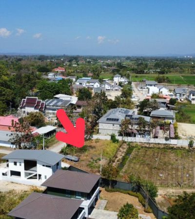 ที่ดิน 100 ตร.วา โซนสันผีเสื้อ ถนนหน้าที่ดินกว้าง เงียบสงบ เป็นส่