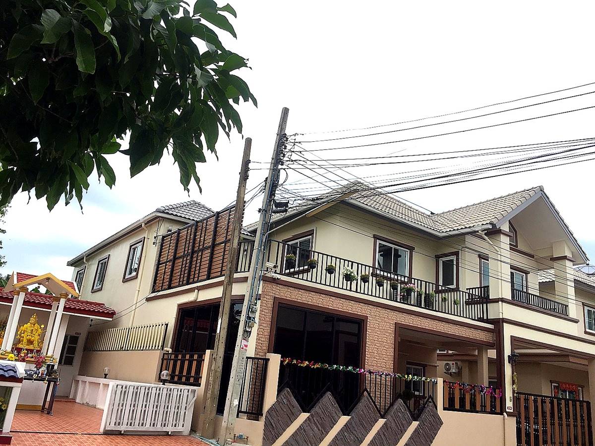 ขายบ้านเดี่ยว โครงการ อิ่มอัมพรทาวน์ ซอยราชพฤกษ์ 9 ใกล้สถานีรถไฟตลิ่งชัน โทร 065-1515166