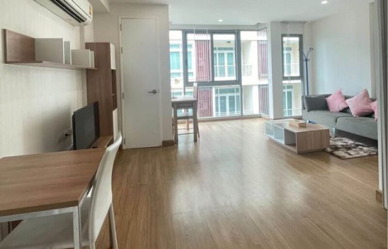 The Nimmana Condo ( นิมมาน ซ. 6) ห้องวิวดอยสุเทพ บรรยากาศดี เฟอร์
