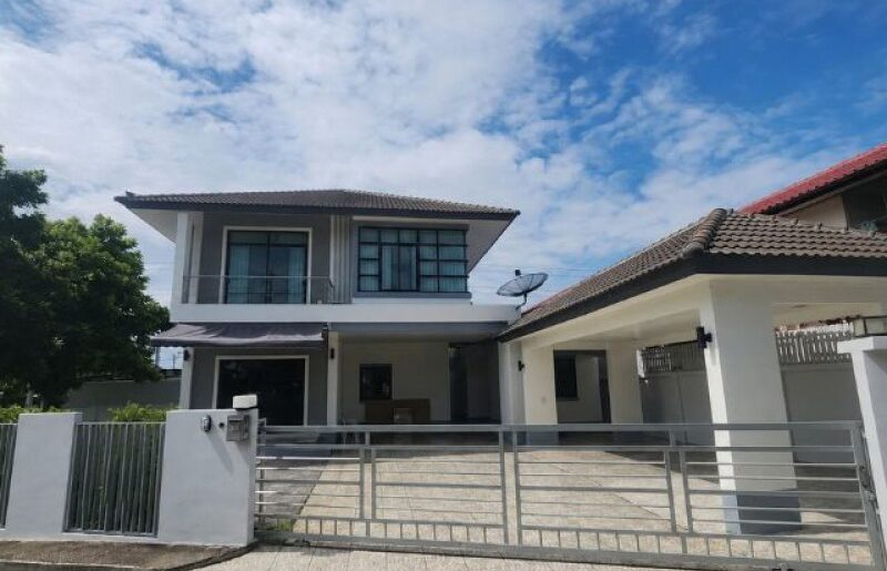 หมู่บ้านรินรดา สันทรายน้อย รีโนเวทใหม่ สวย สะอาด พร้อมเข้าอยู่