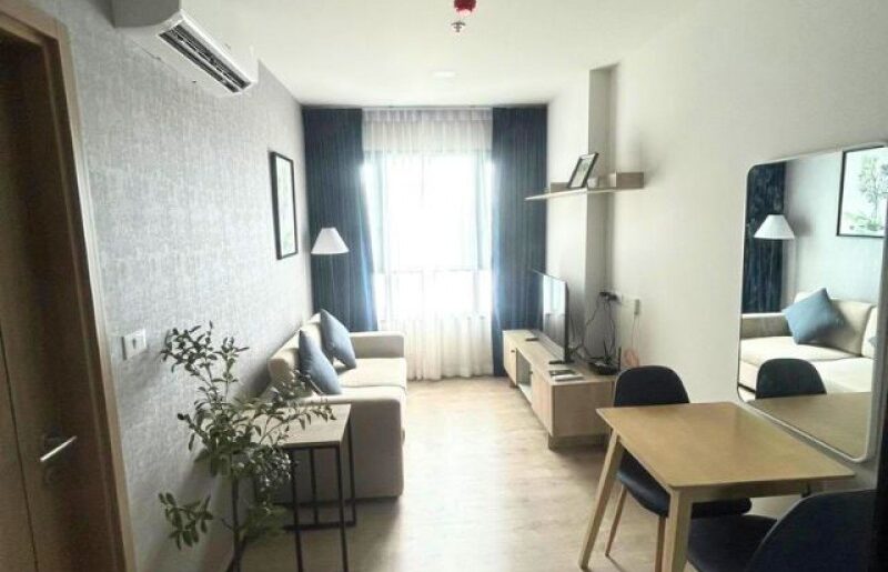 The Base Height (แยกศาลเด็ก) ห้องใหม่ ระเบียงวิวดอยสุเทพ เฟอร์ครบ