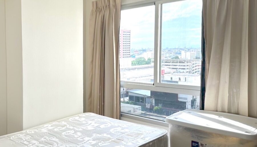 ขายคอนโด Lumpini ville Ramkhamhaeng 44 ตึก A หัวหมาก บางกะปิ 63 ตร.ม. 2 ห้องนอน ติด the mall โทร 0989692369